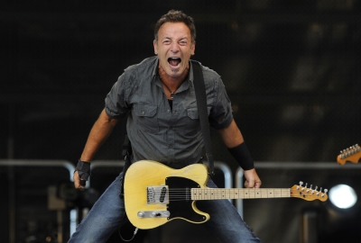 Bruce Springsteen zingt cover Royals