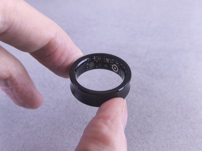 De smartring zonder abonnement die Oura het moeilijk maakt