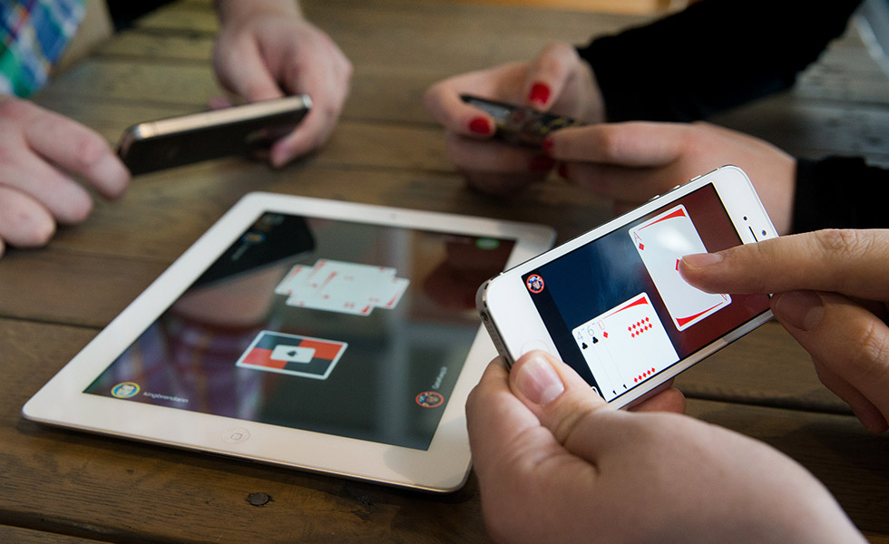 Gezellig kaarten met de Card Table app